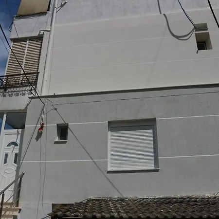 Artemis Apartment *